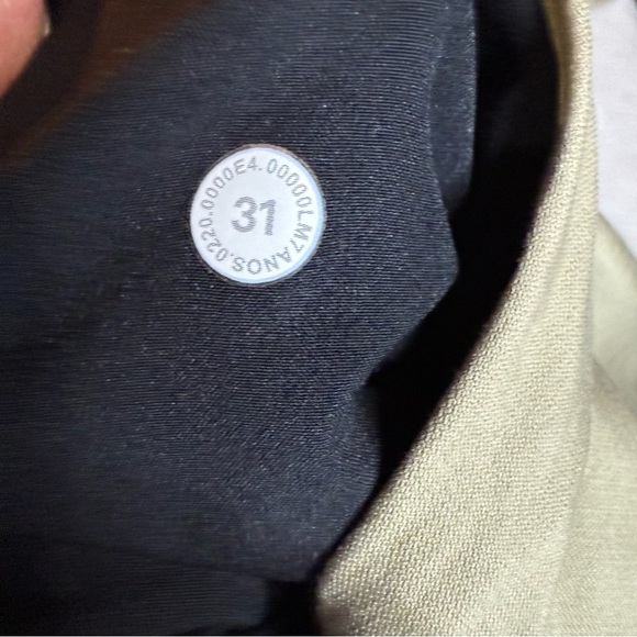 Lululemon Men’s Weekender 9 Inch Short 30 - Picture 4 of 8